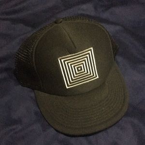 LuLaRoe trucker hat